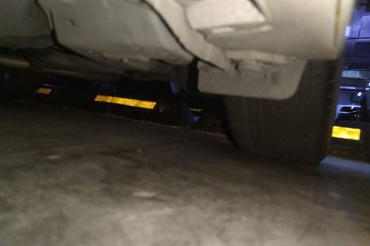 Used Lexus CT 2014 CT200h Elite Edition Monochrome Chassis Front Left