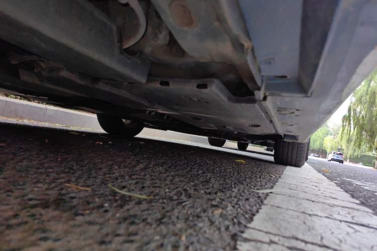 Used Lexus CT 2014 CT200h Comfort Edition Two-Tone Chassis Rear Right