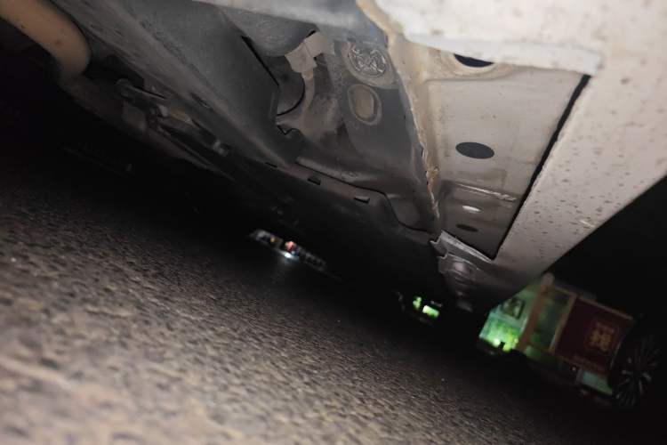 Used Lexus CT 2014 CT200h Comfort Edition Two-Tone Chassis Rear Right