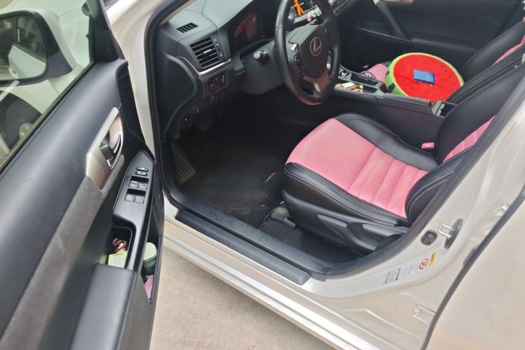 Used Lexus CT 2014 CT200h Elite Edition Monochrome Driver Seat