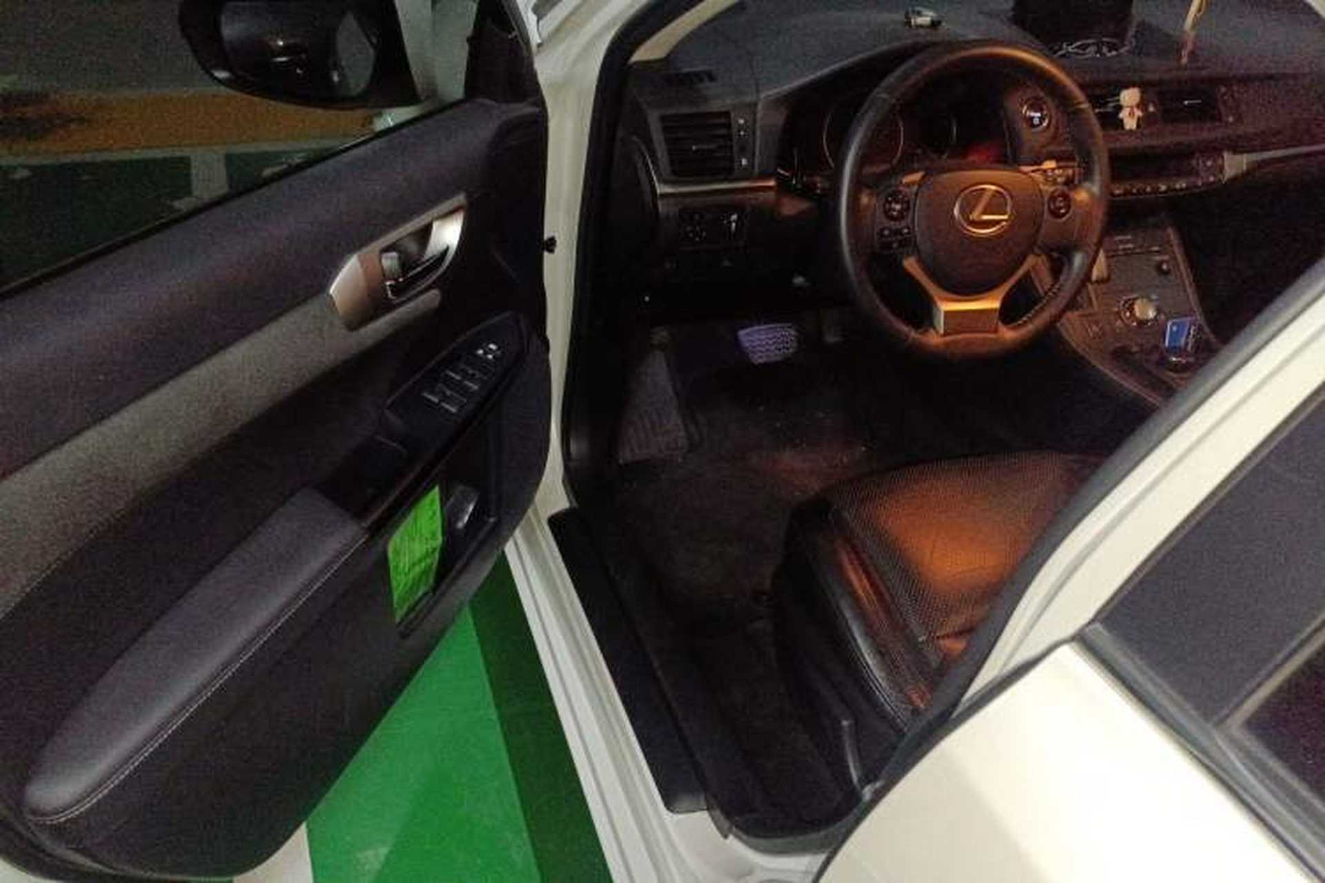 Used Lexus CT 2014 CT200h Comfort Edition Monochrome Driver Seat