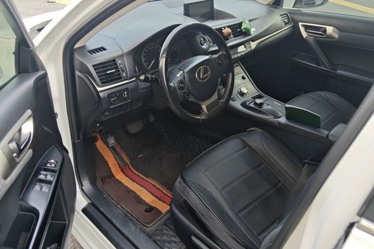 Used Lexus CT 2014 CT200h Comfort Edition Monochrome Driver Seat
