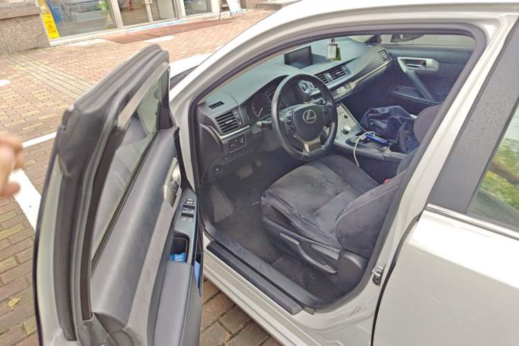 Used Lexus CT 2014 CT200h Comfort Edition Monochrome Driver Seat