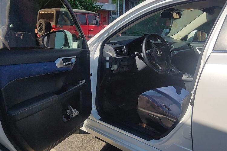 Used Lexus CT 2014 CT200h Comfort Edition Monochrome Driver Seat