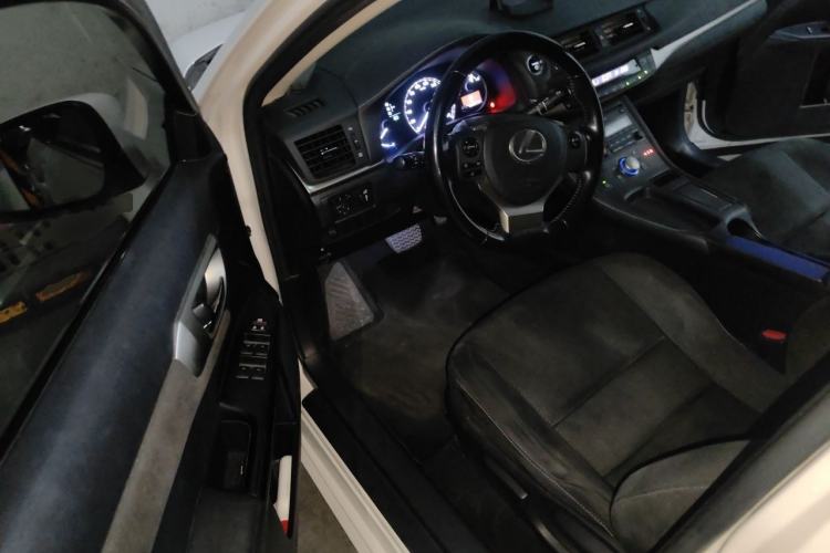 Used Lexus CT 2014 CT200h Elite Edition Monochrome Driver Seat