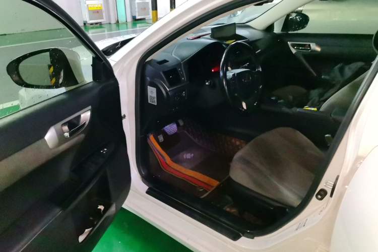Used Lexus CT 2014 CT200h Elite Edition Monochrome Driver Seat