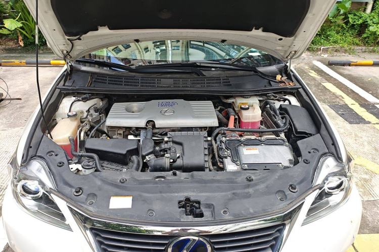 Used Lexus CT 2014 CT200h Elite Edition Monochrome Engine Bay