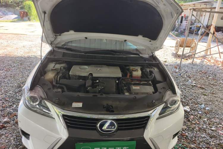 Used Lexus CT 2014 CT200h Comfort Edition Monochrome Engine Bay