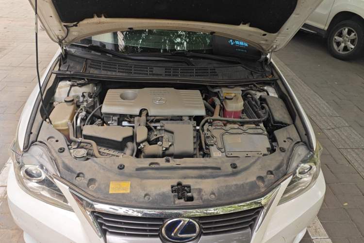 Used Lexus CT 2014 CT200h Comfort Edition Monochrome Engine Bay