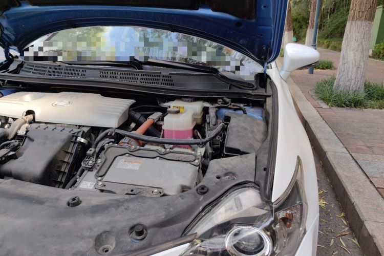 Used Lexus CT 2014 CT200h Comfort Edition Two-Tone Engine Bay Left