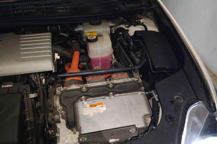 Used Lexus CT 2014 CT200h Elite Edition Monochrome Engine Bay Left