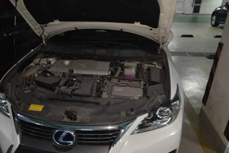 Used Lexus CT 2014 CT200h Comfort Edition Monochrome Engine Bay Left