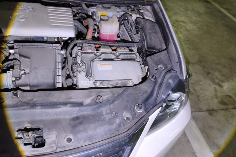 Used Lexus CT 2014 CT200h Comfort Edition Monochrome Engine Bay Left