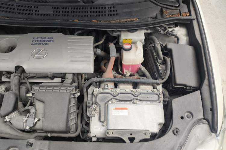 Used Lexus CT 2014 CT200h Elite Edition Monochrome Engine Bay Left