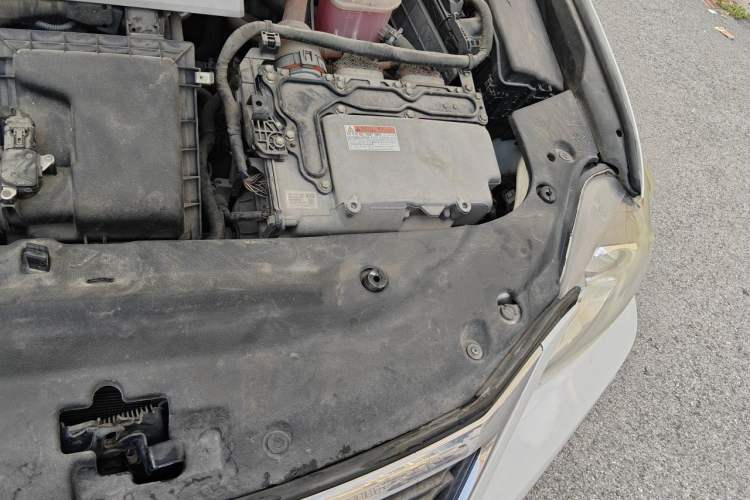 Used Lexus CT 2014 CT200h Comfort Edition Monochrome Engine Bay Left
