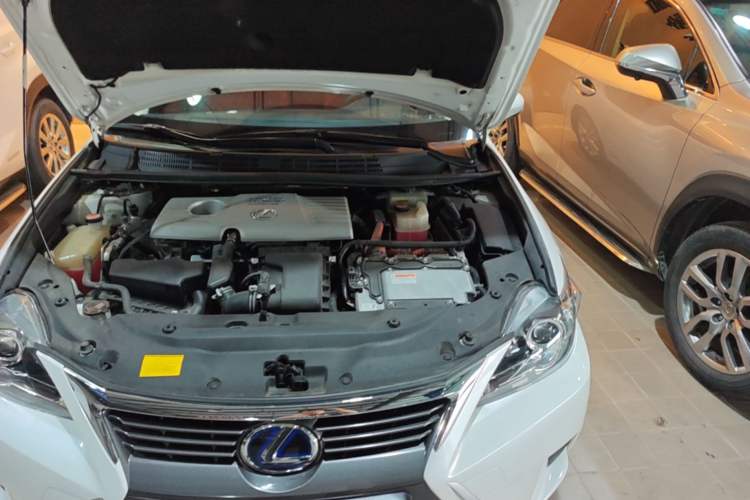 Used Lexus CT 2014 CT200h Elite Edition Monochrome Engine Bay Left