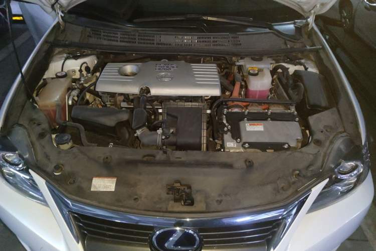 Used Lexus CT 2014 CT200h Elite Edition Monochrome Engine Bay