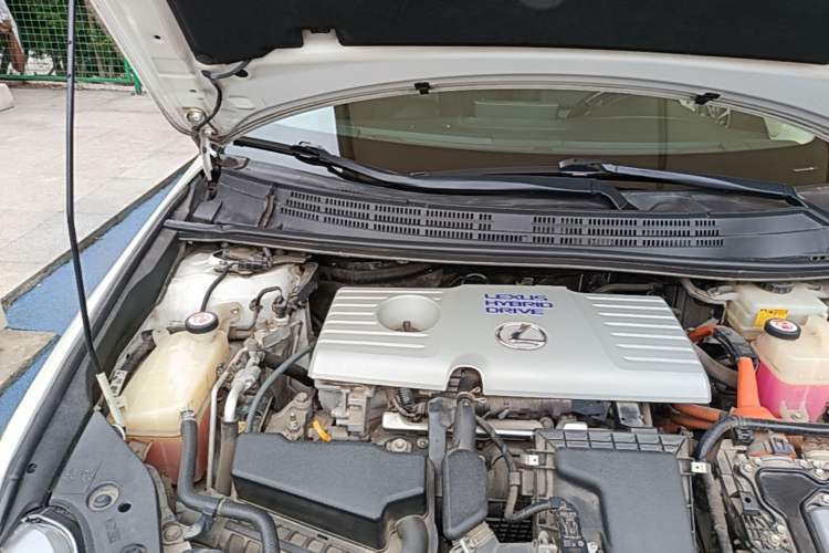 Used Lexus CT 2014 CT200h Comfort Edition Monochrome Engine Bay Right