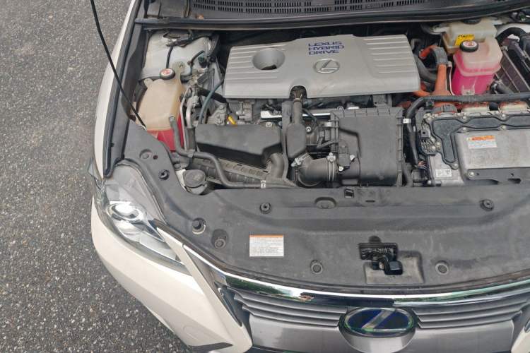 Used Lexus CT 2014 CT200h Comfort Edition Monochrome Engine Bay Right