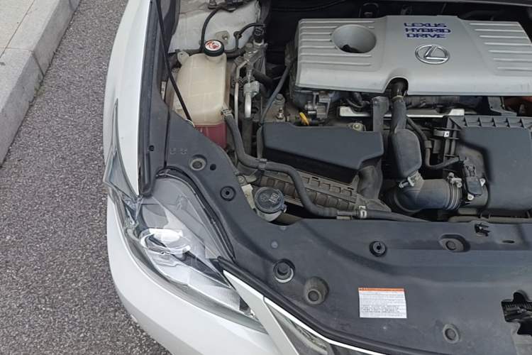 Used Lexus CT 2014 CT200h Elite Edition Monochrome Engine Bay Right