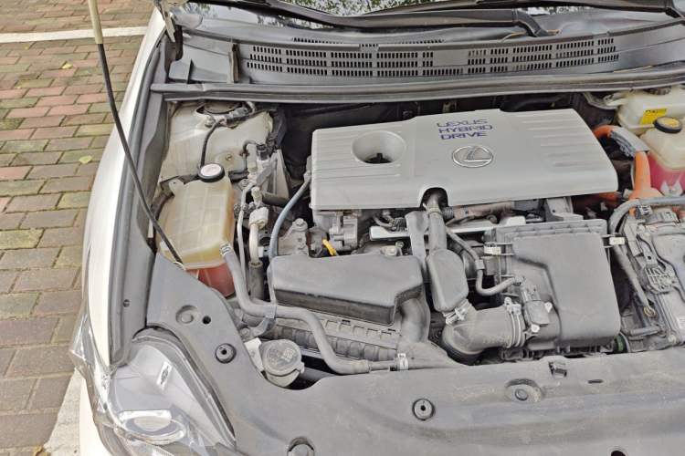 Used Lexus CT 2014 CT200h Comfort Edition Monochrome Engine Bay Right