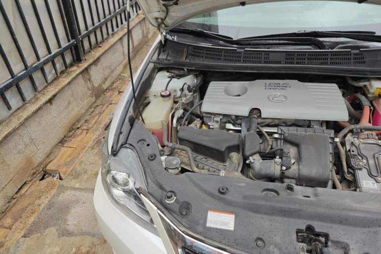 Used Lexus CT 2014 CT200h Comfort Edition Monochrome Engine Bay Right