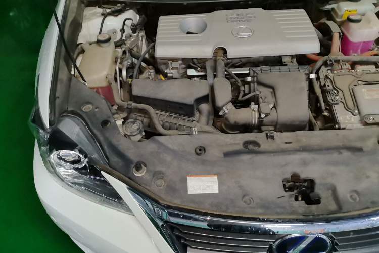 Used Lexus CT 2014 CT200h Elite Edition Monochrome Engine Bay Right