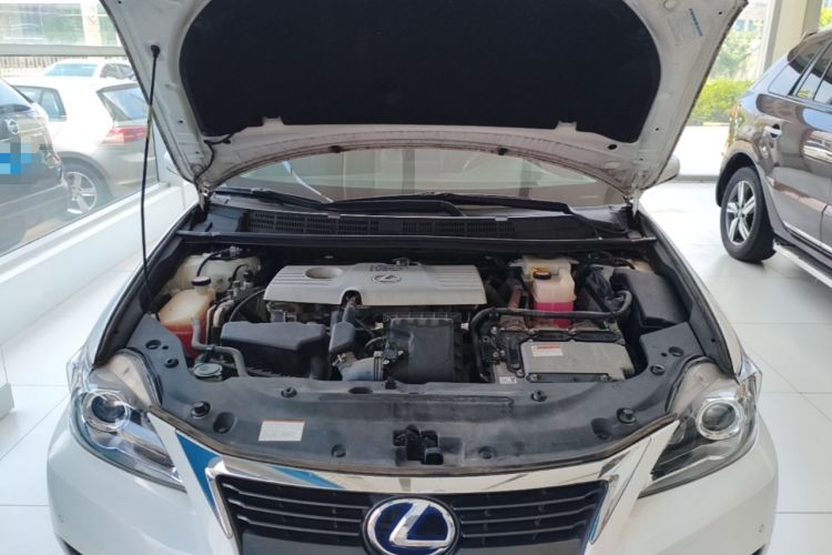 Used Lexus CT 2014 CT200h Comfort Edition Monochrome Engine Bay