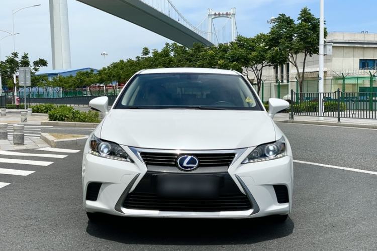 Used Lexus CT 2014 CT200h Elite Edition Monochrome Exterior 1