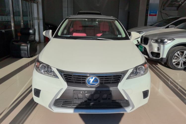 Used Lexus CT 2014 CT200h Elite Edition Monochrome Exterior 1