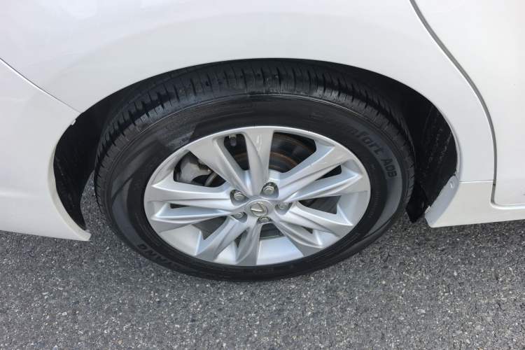 Used Lexus CT 2014 CT200h Elite Edition Monochrome Exterior 10