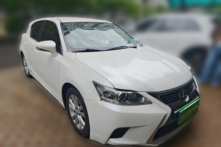 Used Lexus CT 2014 CT200h Elite Edition Monochrome Exterior 2