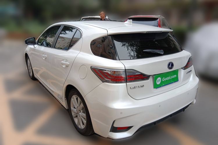 Used Lexus CT 2014 CT200h Comfort Edition Monochrome Exterior 3
