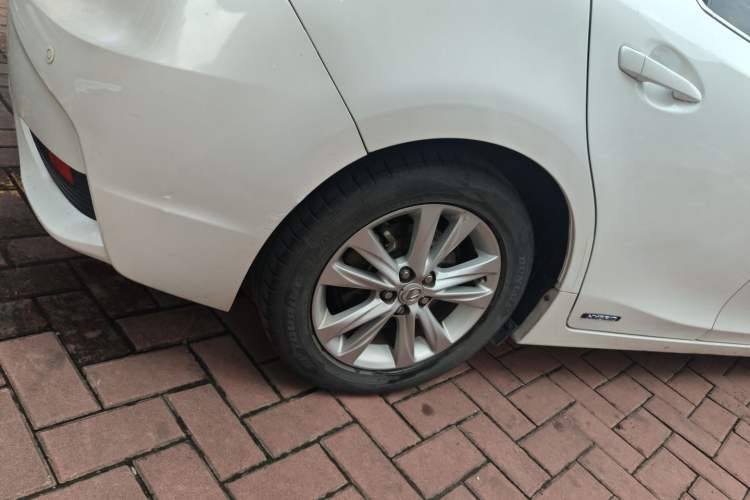Used Lexus CT 2014 CT200h Elite Edition Monochrome Exterior 4