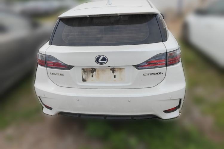 Used Lexus CT 2014 CT200h Elite Edition Monochrome Exterior 4