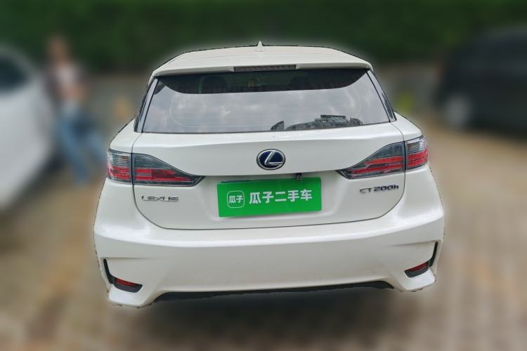 Used Lexus CT 2014 CT200h Elite Edition Monochrome Exterior 4