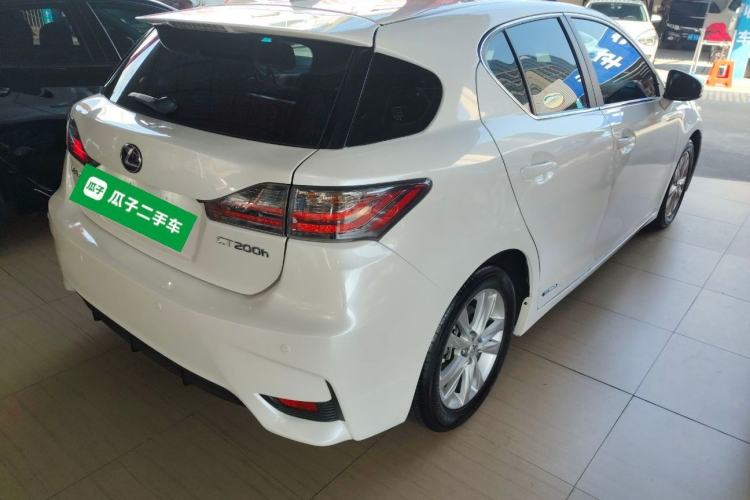 Used Lexus CT 2014 CT200h Comfort Edition Monochrome Exterior 5