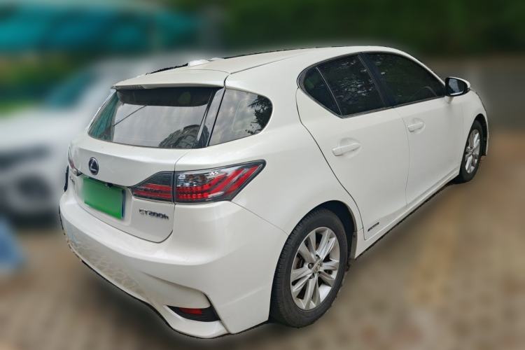 Used Lexus CT 2014 CT200h Elite Edition Monochrome Exterior 5