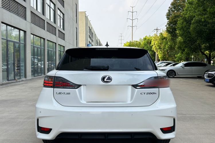 Used Lexus CT 2014 CT200h Comfort Edition Monochrome Exterior 6