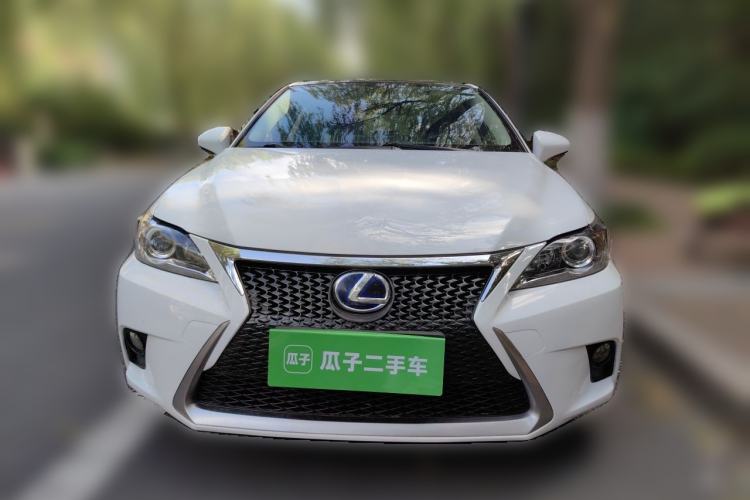 Used Lexus CT 2014 CT200h Comfort Edition Two-Tone Front
