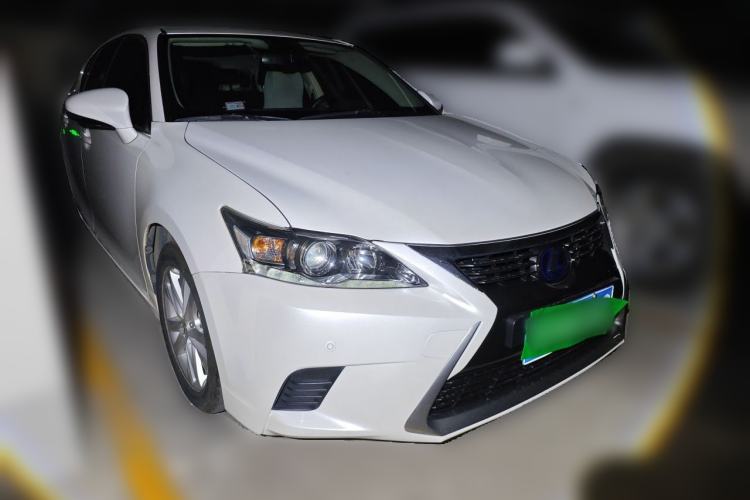 Used Lexus CT 2014 CT200h Elite Edition Monochrome Front Right 45 Deg