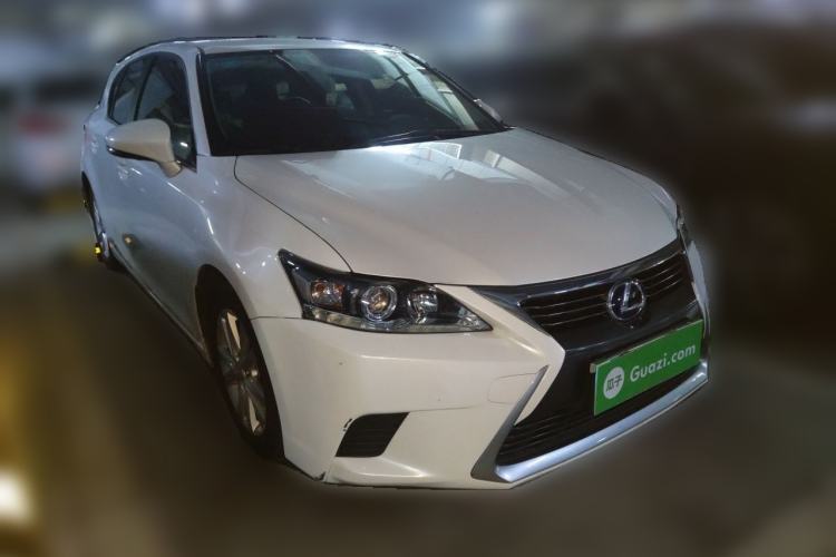 Used Lexus CT 2014 CT200h Elite Edition Monochrome Front Right 45 Deg