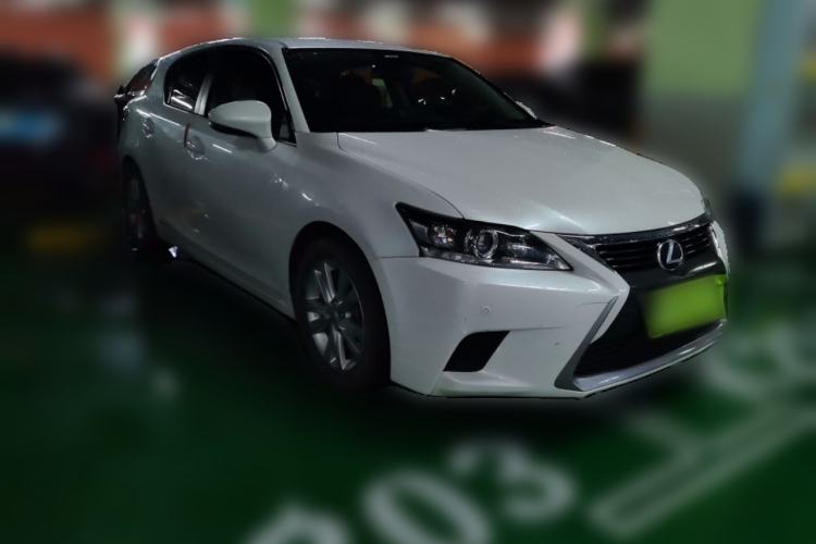 Used Lexus CT 2014 CT200h Elite Edition Monochrome Front Right 45 Deg