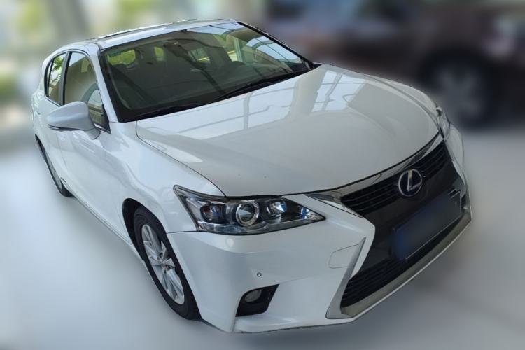 Used Lexus CT 2014 CT200h Comfort Edition Monochrome Front Right 45 Deg