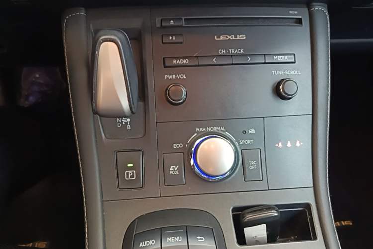 Used Lexus CT 2014 CT200h Comfort Edition Monochrome Gear Lever