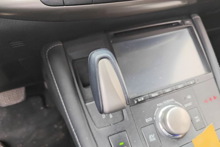 Used Lexus CT 2014 CT200h Elite Edition Monochrome Gear Lever
