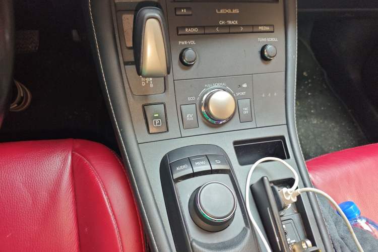 Used Lexus CT 2014 CT200h Comfort Edition Monochrome Gear Lever