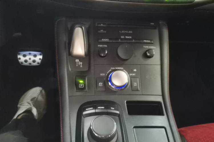 Used Lexus CT 2014 CT200h F-SPORT Monochrome Gear Lever