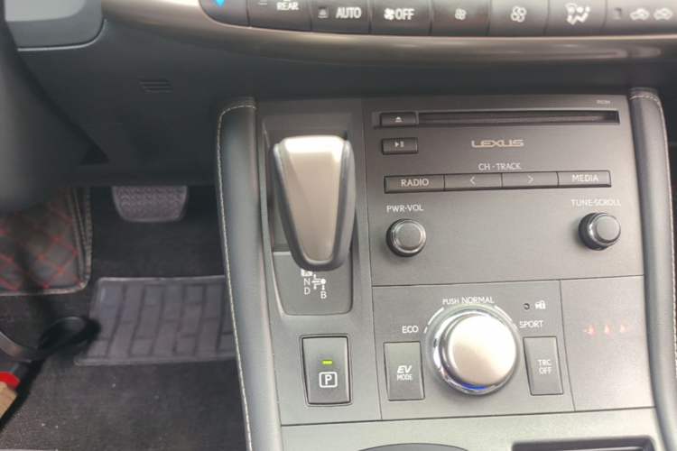 Used Lexus CT 2014 CT200h Comfort Edition Monochrome Gear Lever
