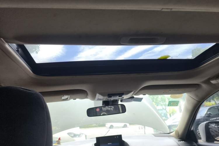 Used Lexus CT 2014 CT200h Comfort Edition Two-Tone Headliner